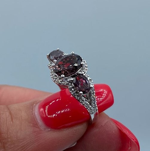 18K Madagascar Garnet Diamond Ring