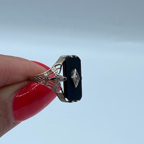 Vintage Onyx Ring