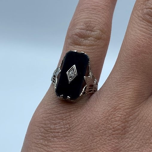 Vintage Onyx Ring